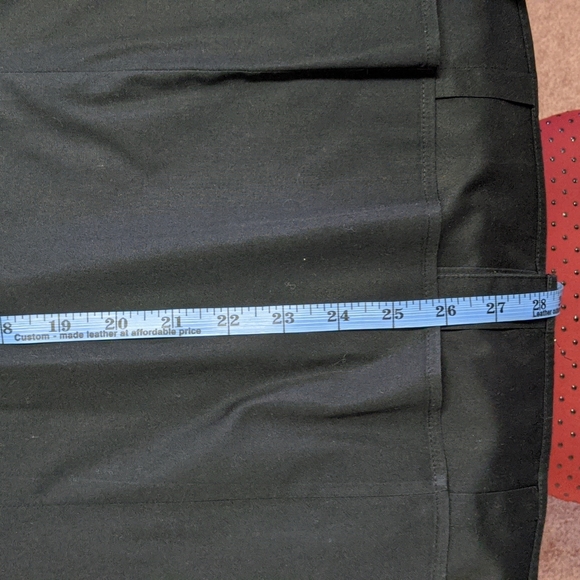 Jones New York Classic-Fit Poplin Shirt - Picture 10 of 11